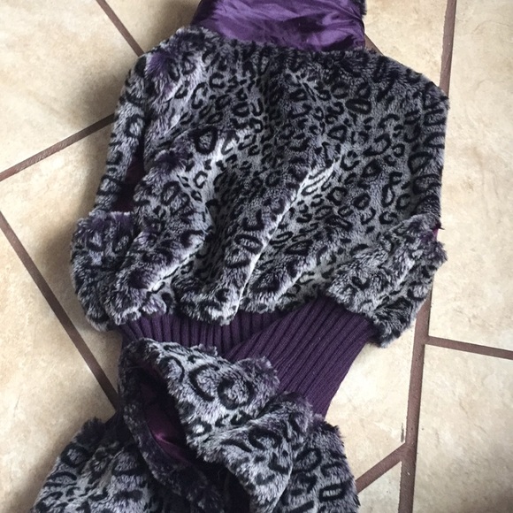 Faux fur vest - Picture 6 of 8